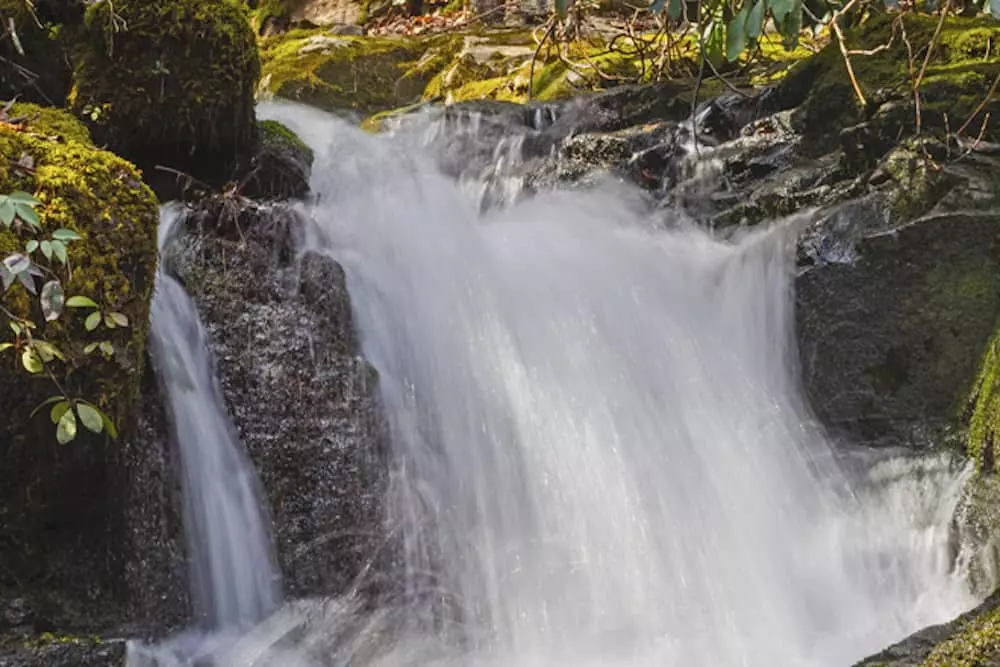 huskey branch falls in the smoky mountains