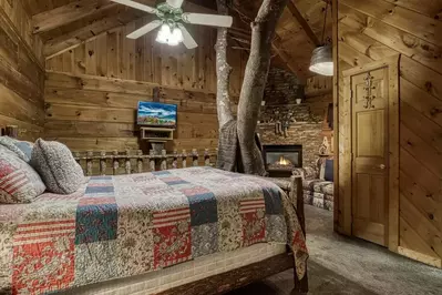 1 Bedroom Cabins in Pigeon Forge