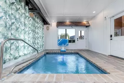 Pigeon Forge cabin indoor swimming pool at Abide